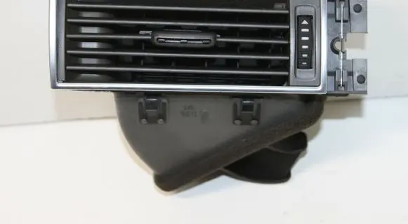 Audi A6 S6 C6 4F Dashboard side air vent grill/cover trim 4F1820902B