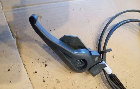 Mitsubishi Colt CZ3 Fuel cap flap release cable