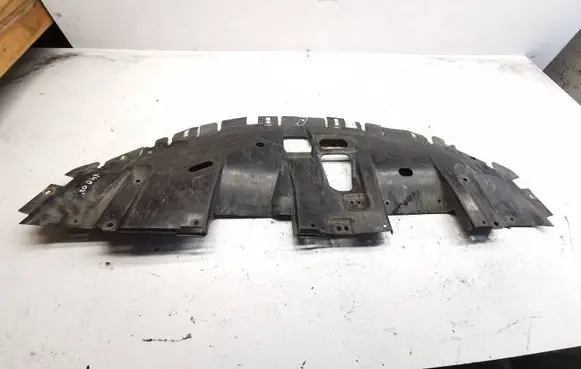 Volvo S40, V40 Engine splash shield/under tray