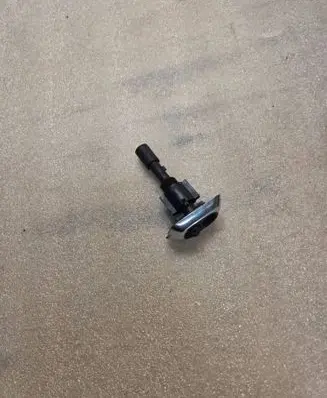 BMW 7 E38 Headlight washer spray nozzle