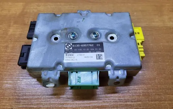 BMW 5 E60 E61 Door control unit/module 75789012 10050040300 6957762
