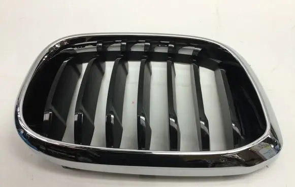 BMW X3 G01 Front bumper upper radiator grill 7478670