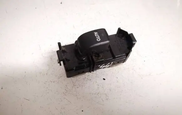Lexus IS 220D-250-350 Electric window control switch 8403053020 515287