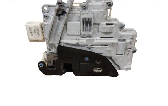 Audi A6 S6 C6 4F Rear door lock 4F0839016A
