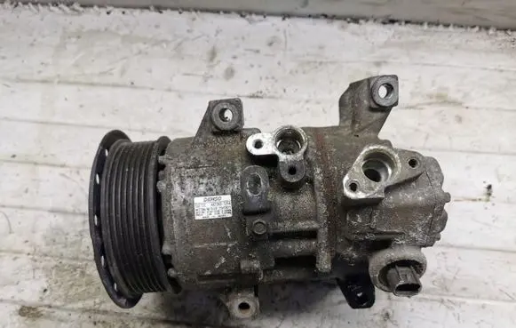 Toyota RAV 4 (XA30) Air conditioning (A/C) compressor (pump) 4472601254 1H17611