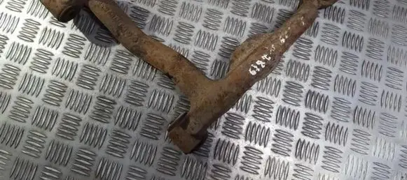 Front lower control arm/wishbone