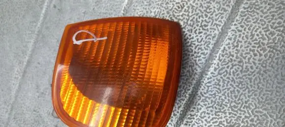 Volkswagen Caddy Front indicator light