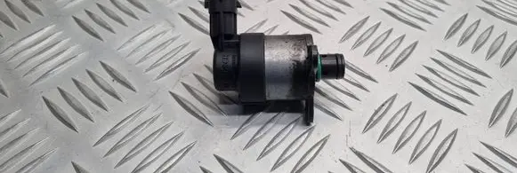 Opel Vectra C Fuel pressure regulator 0928400680