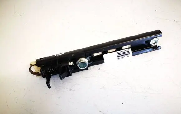 Opel Corsa D Seat belt adjustment rail 13153271 607856700c