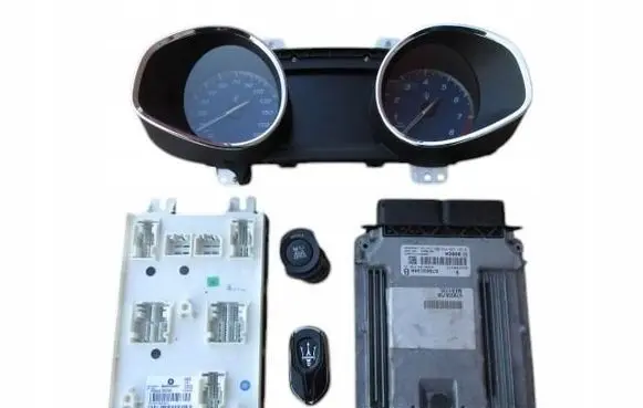Maserati Quattroporte Engine ECU kit and lock set 