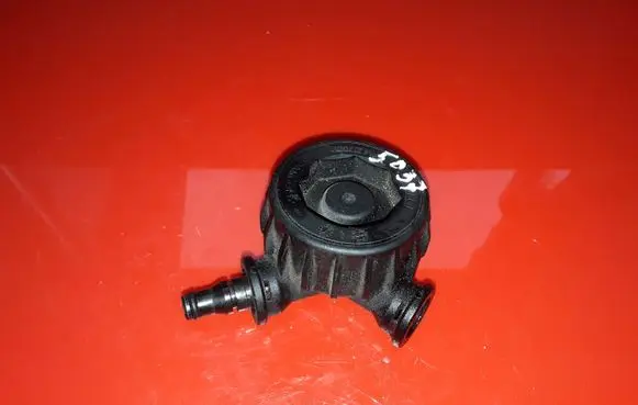 Volkswagen PASSAT B6 Clutch pipe/line FM277001