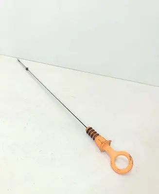 Volkswagen Golf IV Oil level dip stick 