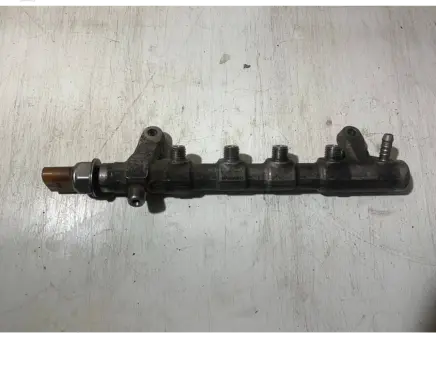 Volkswagen PASSAT B7 Fuel main line pipe 03L125C 03L906051