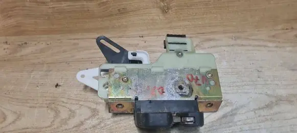 Volvo V70 Loading door lock 