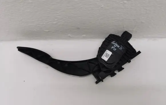 Ford Edge II Accelerator throttle pedal
