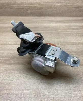 Honda Fit III Rear seatbelt 2477982 NOM119SCFI2000