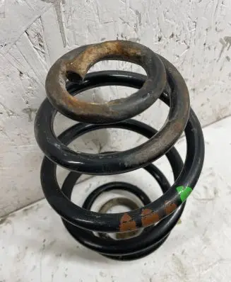 Volkswagen PASSAT B5 Rear coil spring