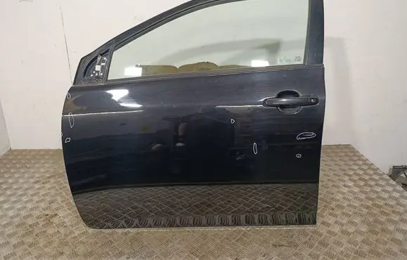 Toyota Corolla E140 E150 Front door