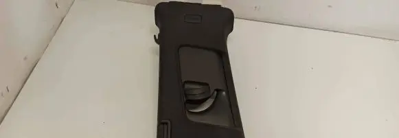 Audi Q7 4L (B) pillar trim (bottom) 4L0819723