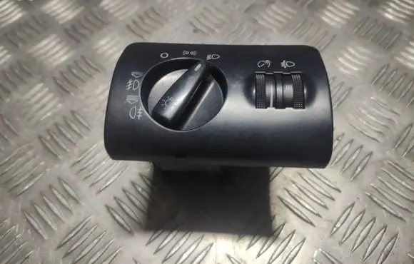 Volkswagen Polo III 6N 6N2 6NF Light switch 1C0941531A