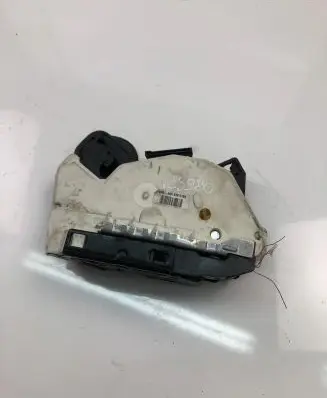 Volkswagen Golf VI Coupe door lock (next to the handle) 5K4839016B