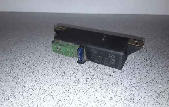 BMW 5 E34 Other relay 65811378027 1378027