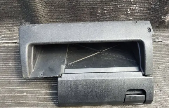 BMW 3 E36 Glove box set 51168146461