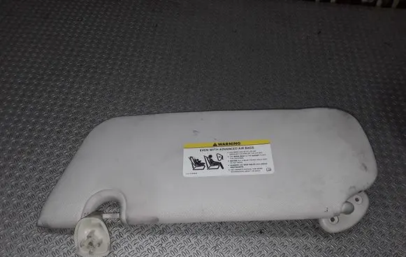 Dodge Caliber Sun visor
