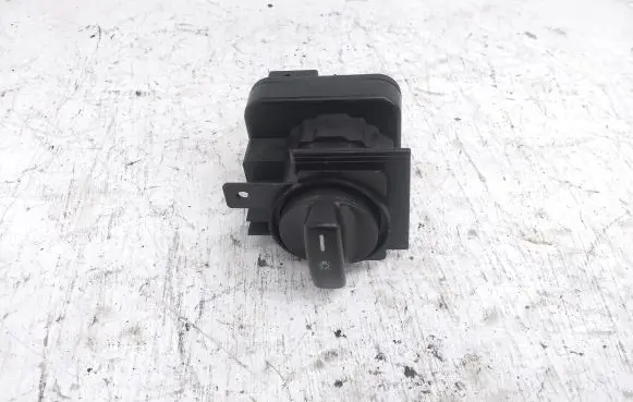 Mercedes-Benz A W169 Light switch 1695452204