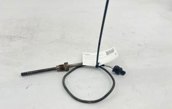 Mercedes-Benz E W211 Exhaust gas temperature sensor A0051531128 0051531128