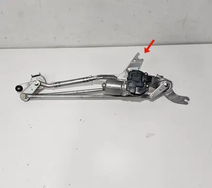 Chevrolet Corvette C8 Front wiper linkage and motor 84640527 84660617 84660618