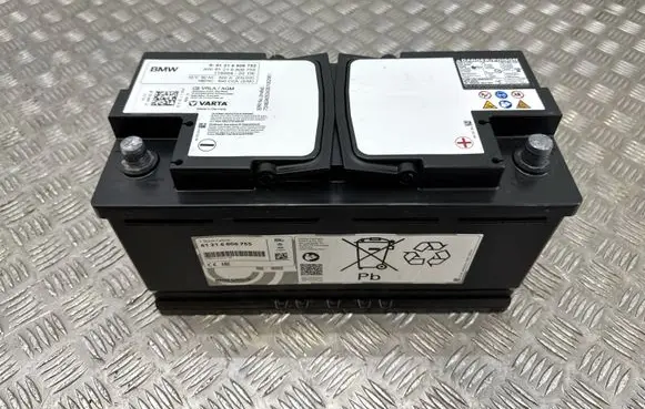 BMW 5 G30 G31 G38 Car battery 61216806755