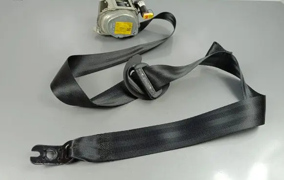 Cupra Formentor Front seatbelt