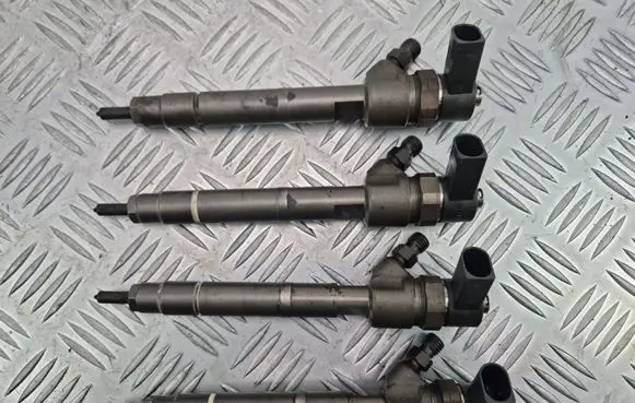 Mercedes-Benz C W203 Fuel injectors set A6460700787