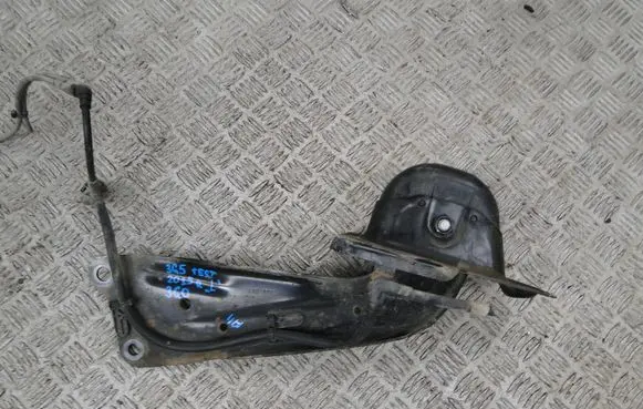Volkswagen PASSAT B8 Front upper control arm/wishbone 