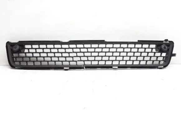 Volvo V70 Front bumper lower grill 30763113 30678636