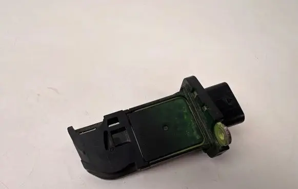 BMW 5 F10 F11 Mass air flow meter 7804150