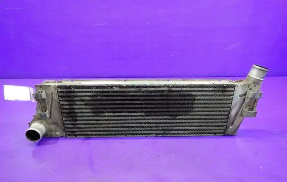 Renault Megane II Intercooler radiator 8200115540A