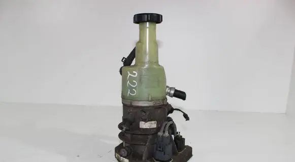 Ford Mondeo MK IV Power steering pump BG913K514AB