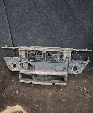 BMW 5 E39 Radiator support slam panel 