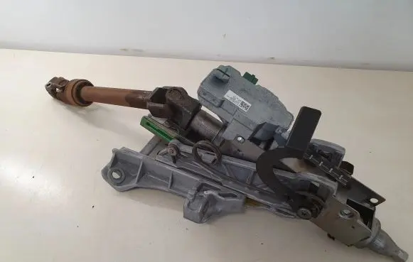 Volvo V70 Steering wheel axle set 31340179 P31340179