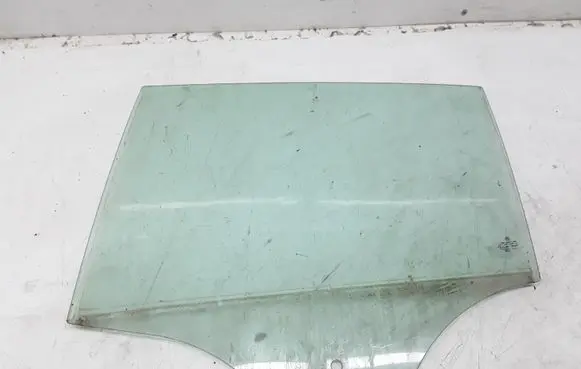 Volkswagen Golf Plus Rear door window glass 43R001057