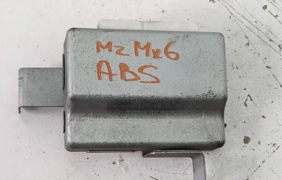 Mazda MX-6 ABS control unit/module KB4267650 94C1623AB