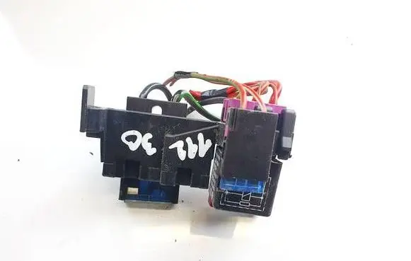 Skoda Superb B5 (3U) Fuse box set 8D0937503D