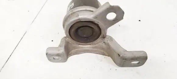 Land Rover Freelander 2 - LR2 Engine mount bracket 6G926F012BE 6G92-6F012-BE