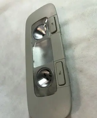 Volkswagen PASSAT B6 Front seat light