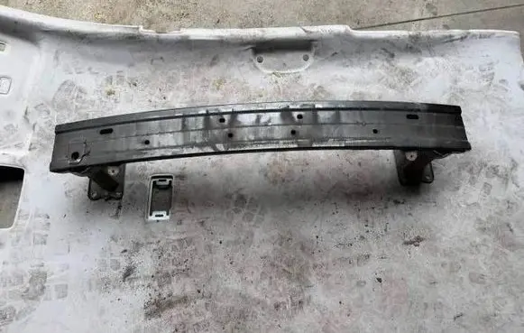Subaru Outback (BS) Front bumper cross member