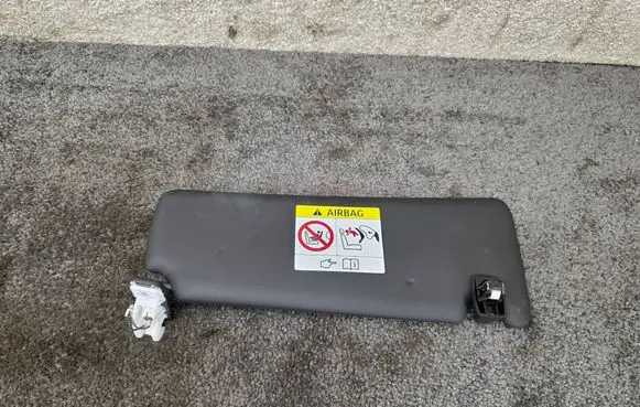 BMW 4 F36 Gran coupe Sun visor 8061313 7277251