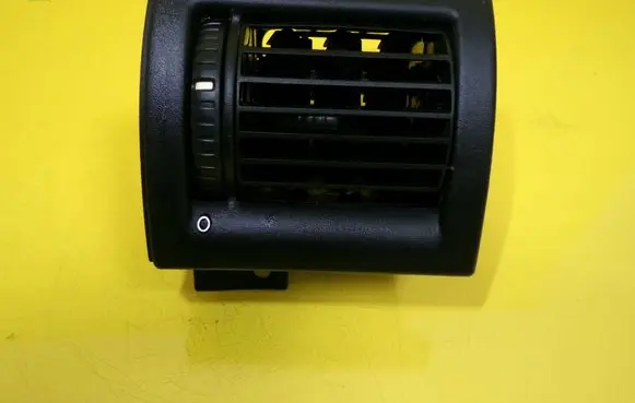 Opel Astra G Dashboard side air vent grill/cover trim 