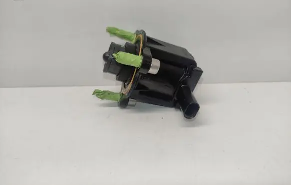 Ford Mustang VI Turbo solenoid valve CJ5G9U465BA 70461501